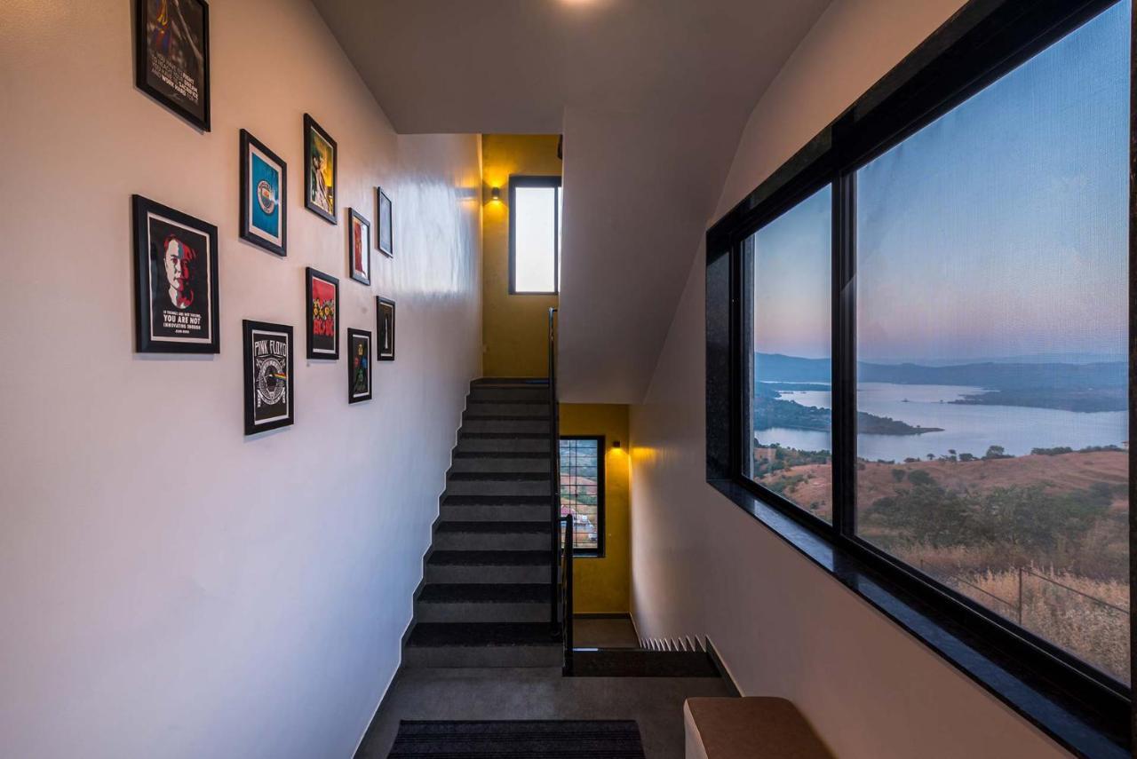 Eyes On The Lake By Stayvista - A Hillside Villa With A Captivating View Of The River Pune Eksteriør bilde
