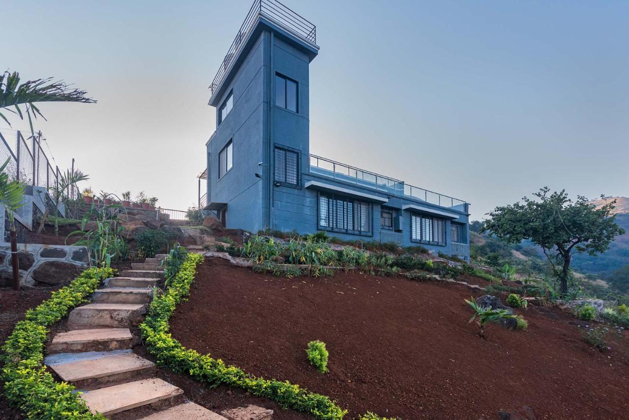Eyes On The Lake By Stayvista - A Hillside Villa With A Captivating View Of The River Pune Eksteriør bilde